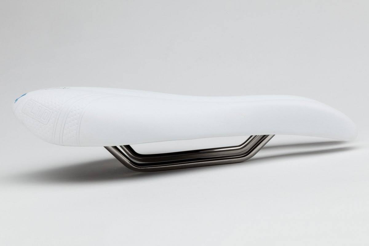 White Saddle A2409