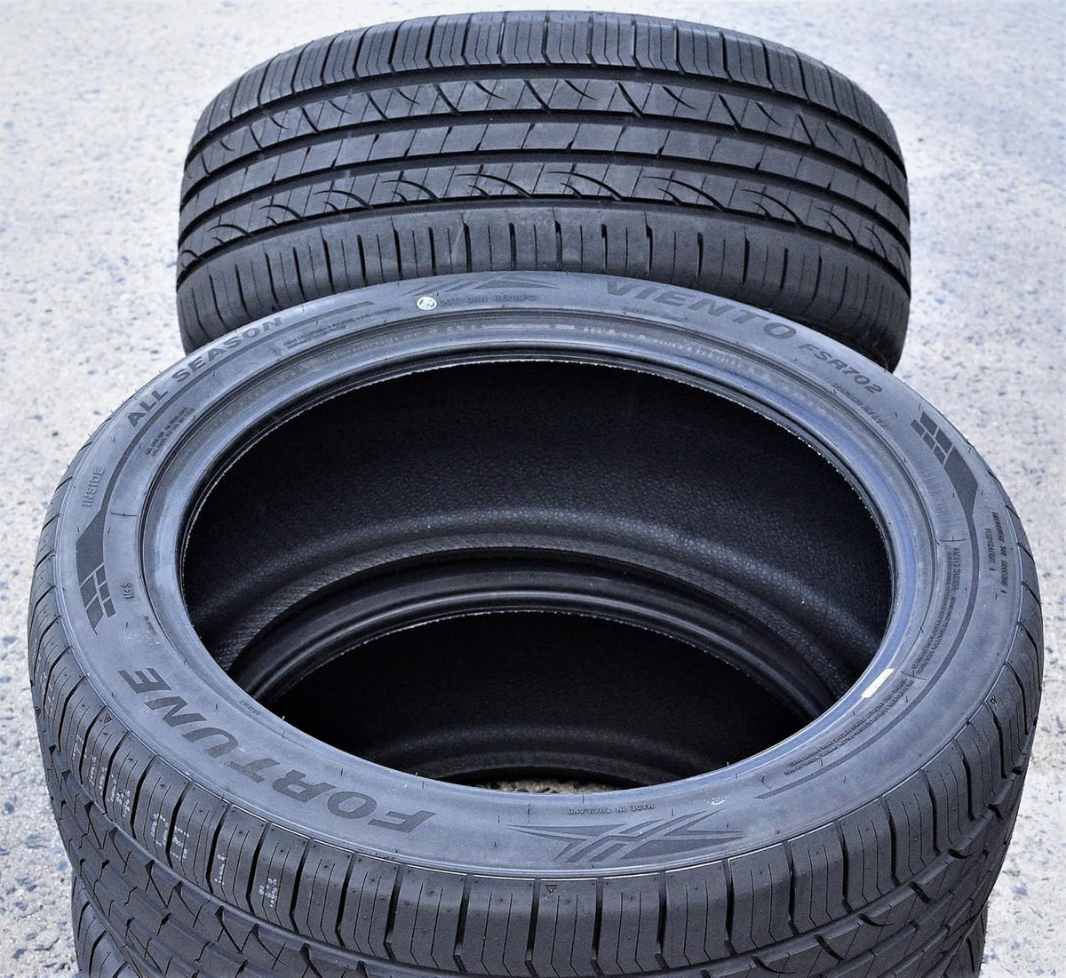 275/35R19 All-Season High Performance Radial Tire A532506