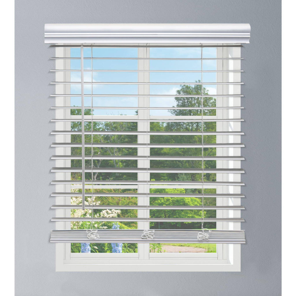 White Cordless Faux Wood Blind E646