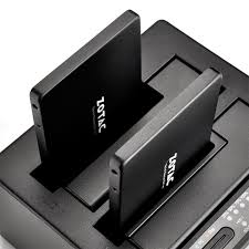 External Hard Drive Docking Station with USB 3.1 Type-C L127