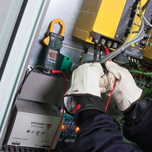 Calibrated Clamp Meter, AC/DC, 600 Amp B814