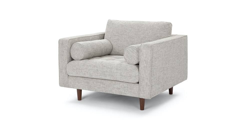 Ivory Tufted Chair with Bolsters C491