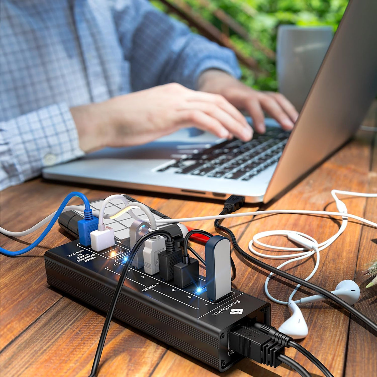 10-Port USB 3.0 Hub with Power Adapter, Black Aluminum Pack of 2 K957194