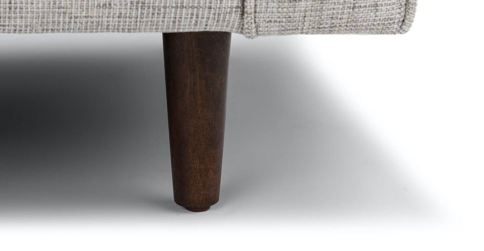 Ivory Tufted Chair with Bolsters C491