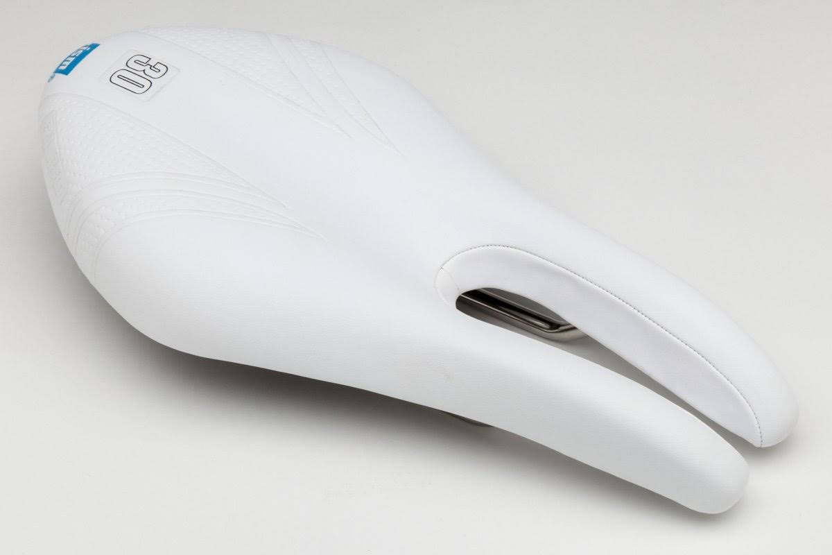 White Saddle A2409