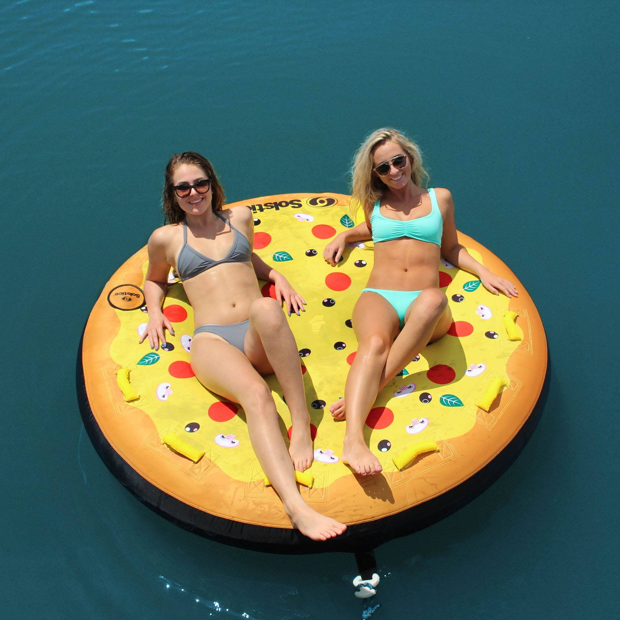 Towable Pizza Pie A224