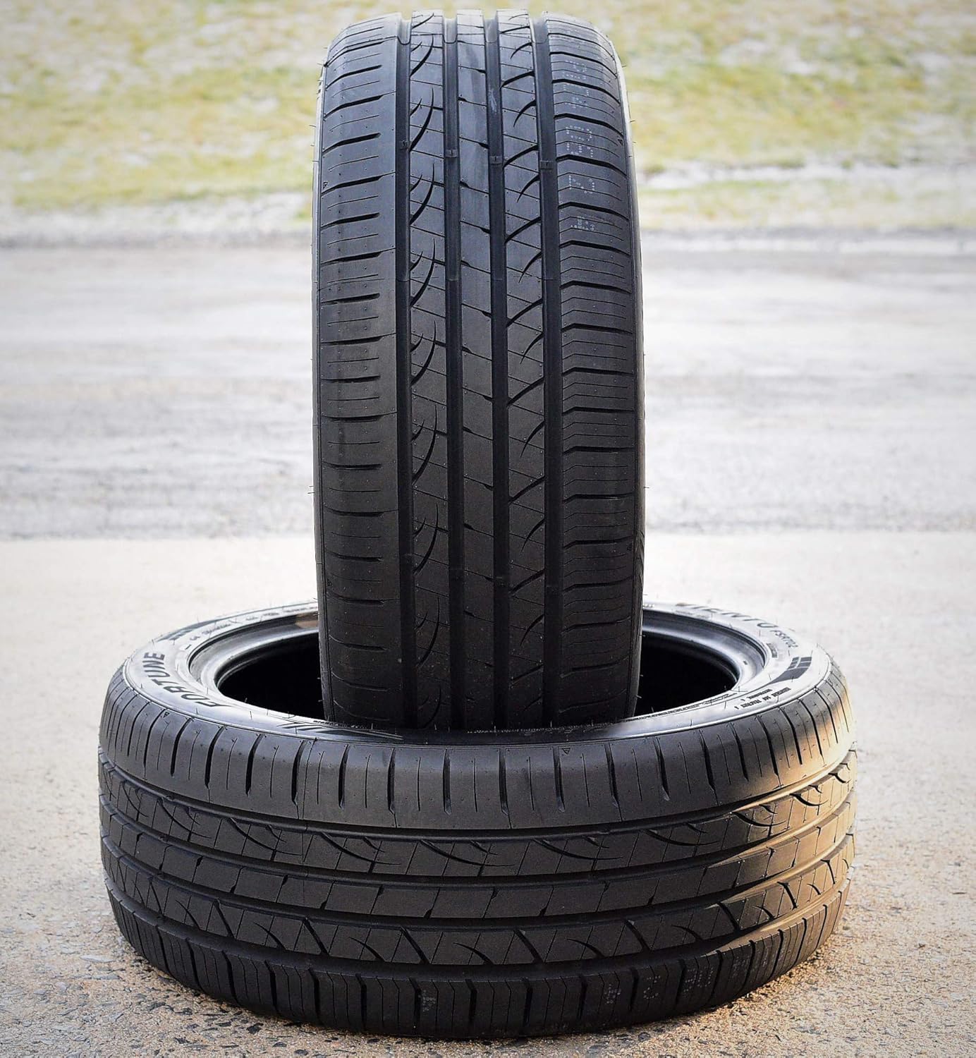 275/35R19 All-Season High Performance Radial Tire A532506