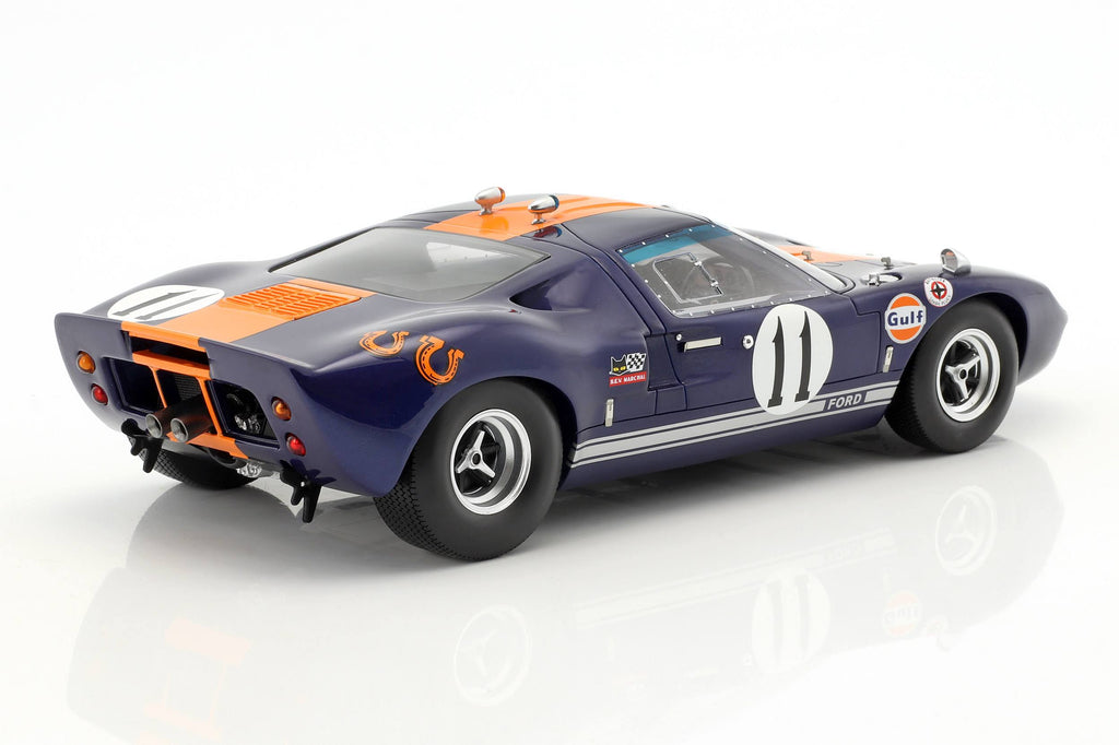 1/18 Model by Spark G400190