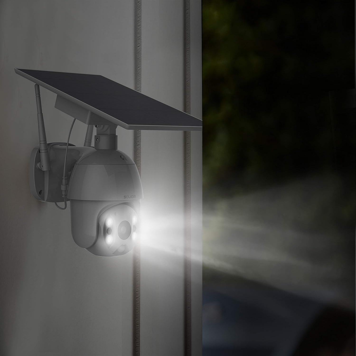 Wireless WiFi Solar Battery Powered Outdoor Security Camera with 360° View and Color Night Vision P106302