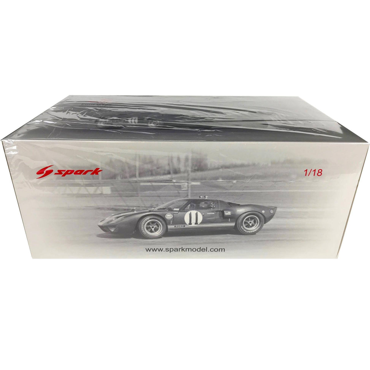 1/18 Model by Spark G400190