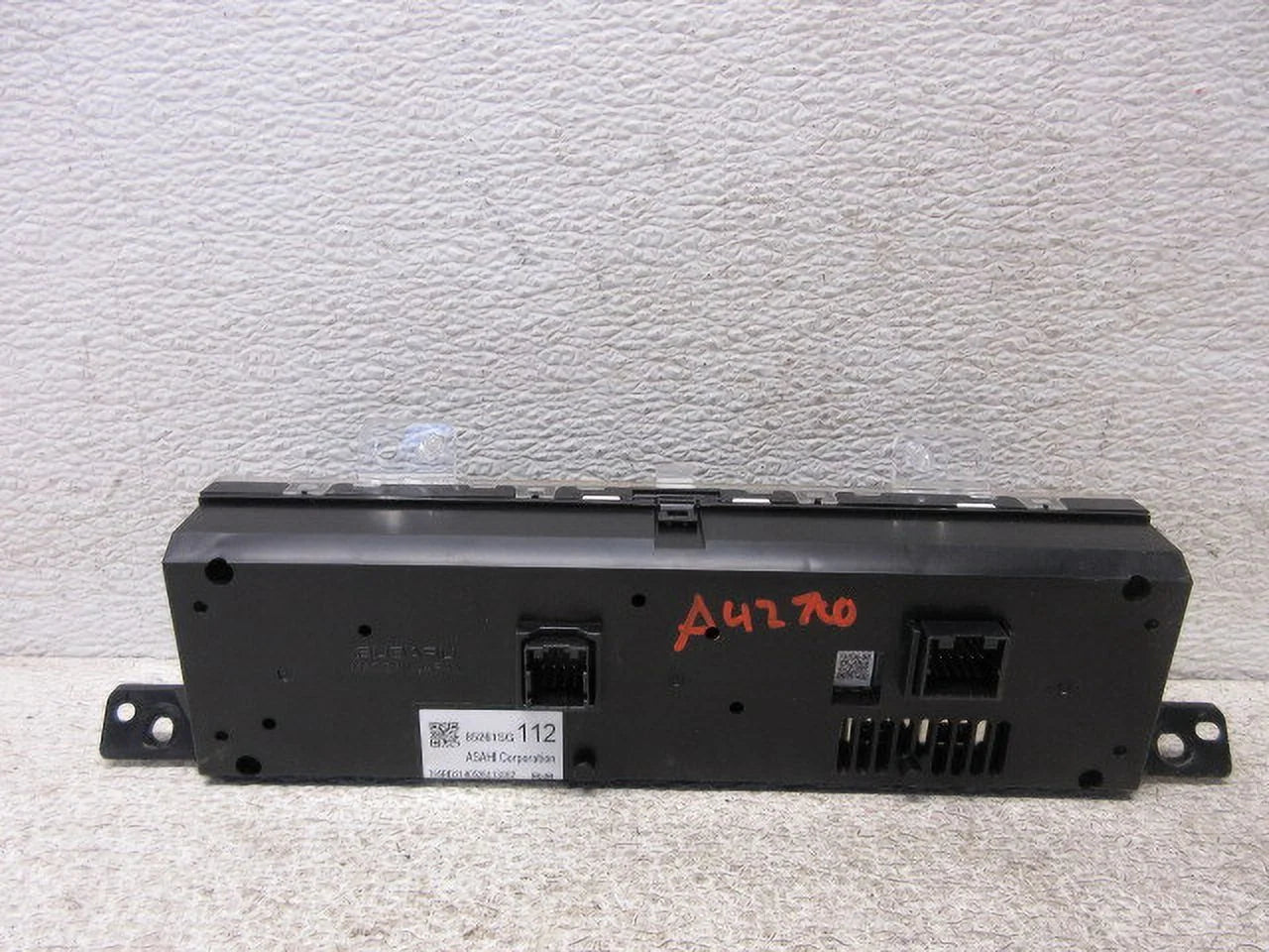 2014-2015 Subaru Forester Digital Clock Display E111785