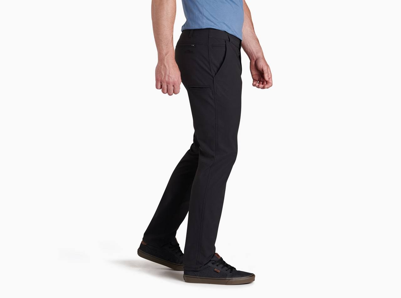 Blackout Chino, 38W x 32L M956672