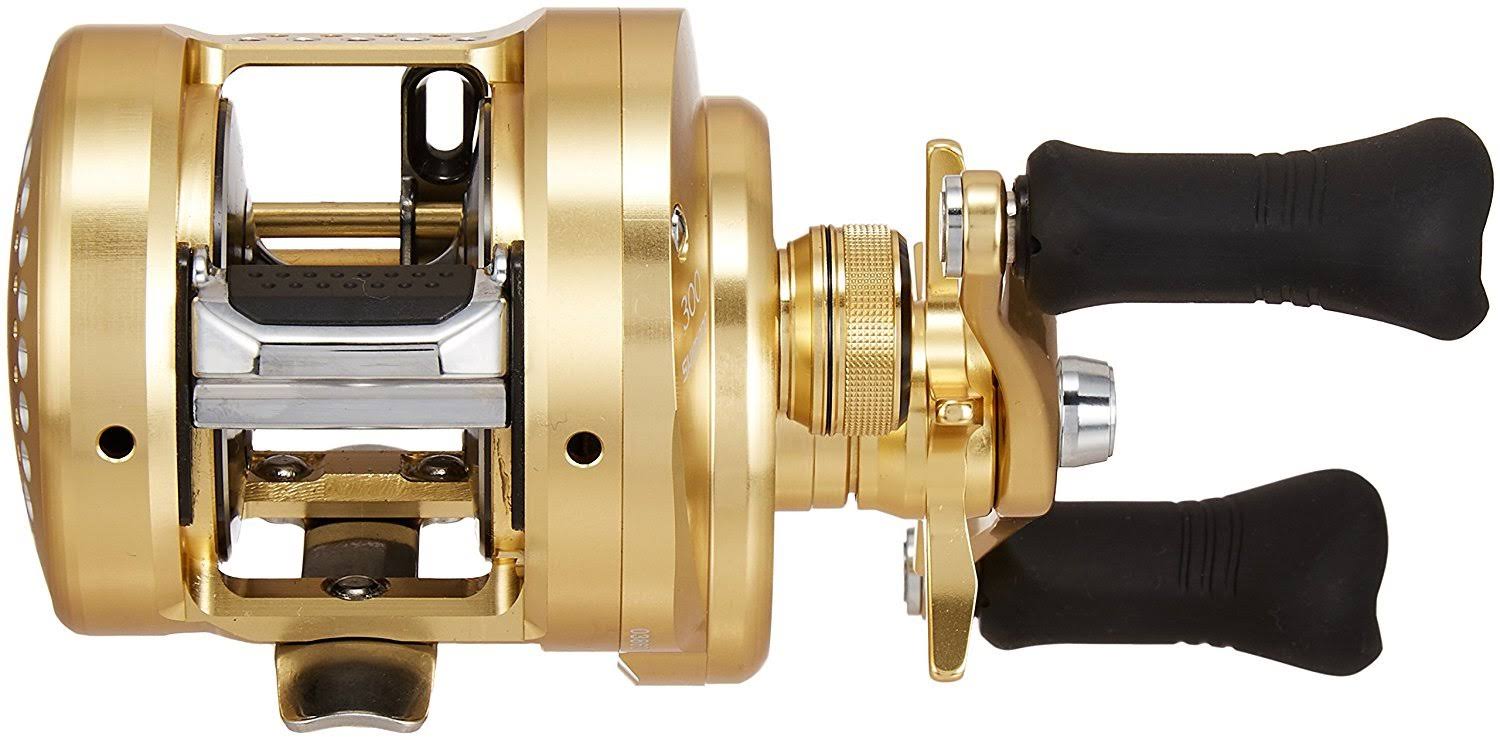 18 Calcutta Conquest 300 Right Bait Reel M15818