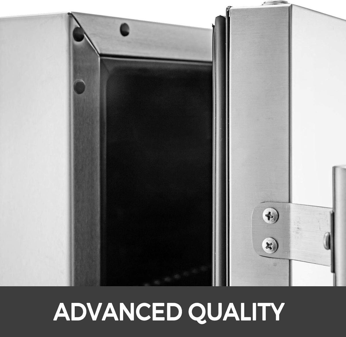 Silver 5.5 cu.ft. Beverage Cooler Refrigerator X915