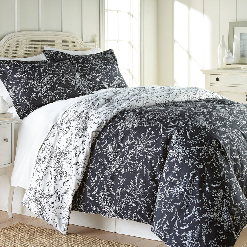King / California King Black Reversible Floral Duvet and Sham Set D968