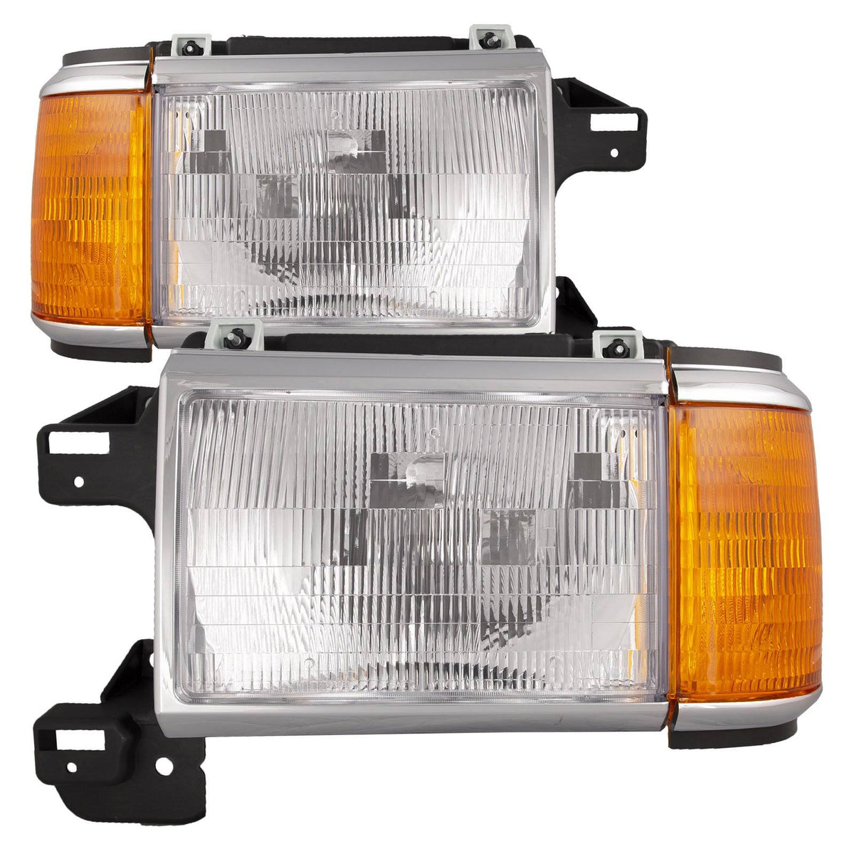 Halogen Headlights Pair with Chrome R167926