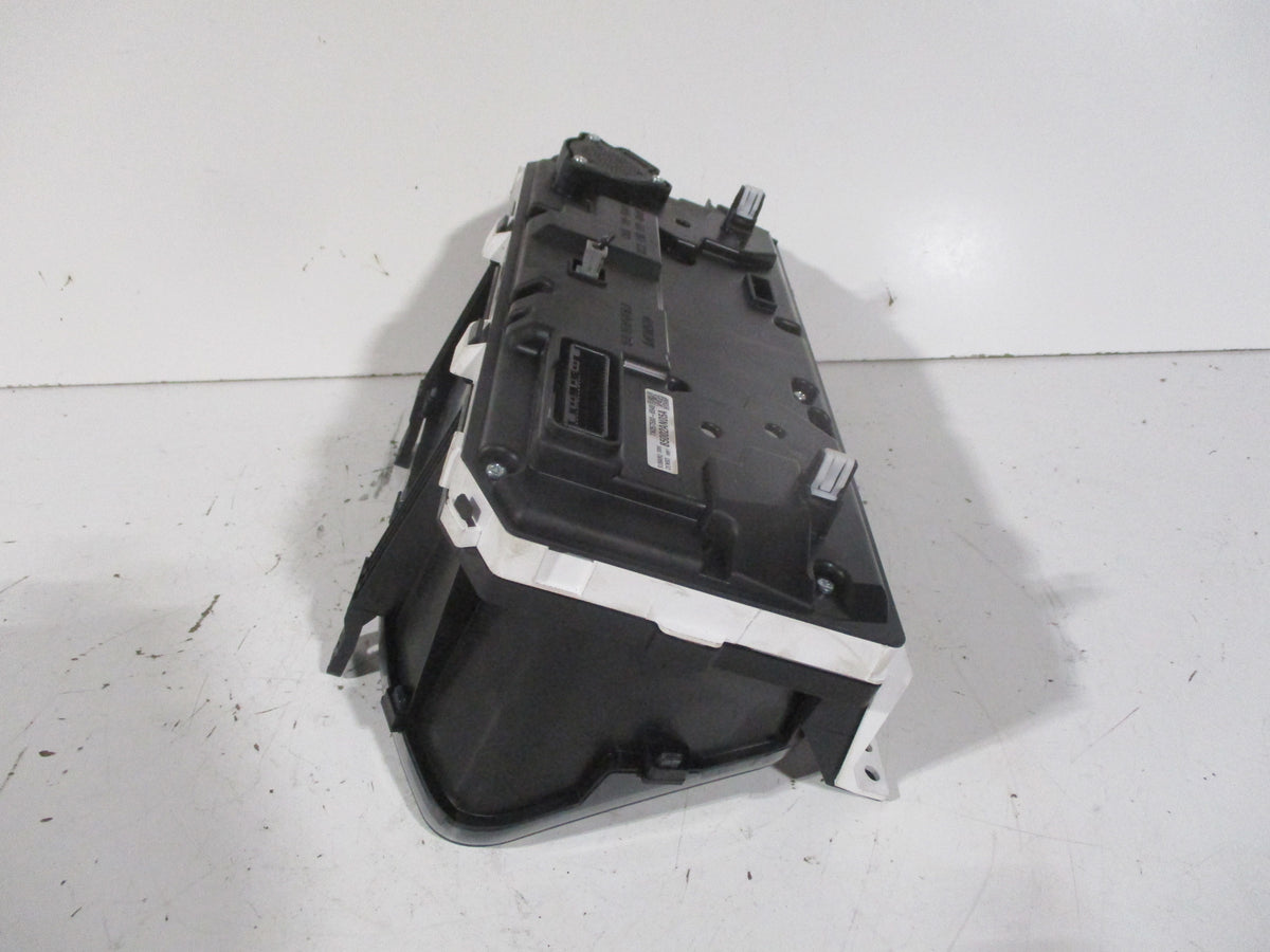 Pre-Owned Subaru Outback Speedometer Head Cluster 48k V26867