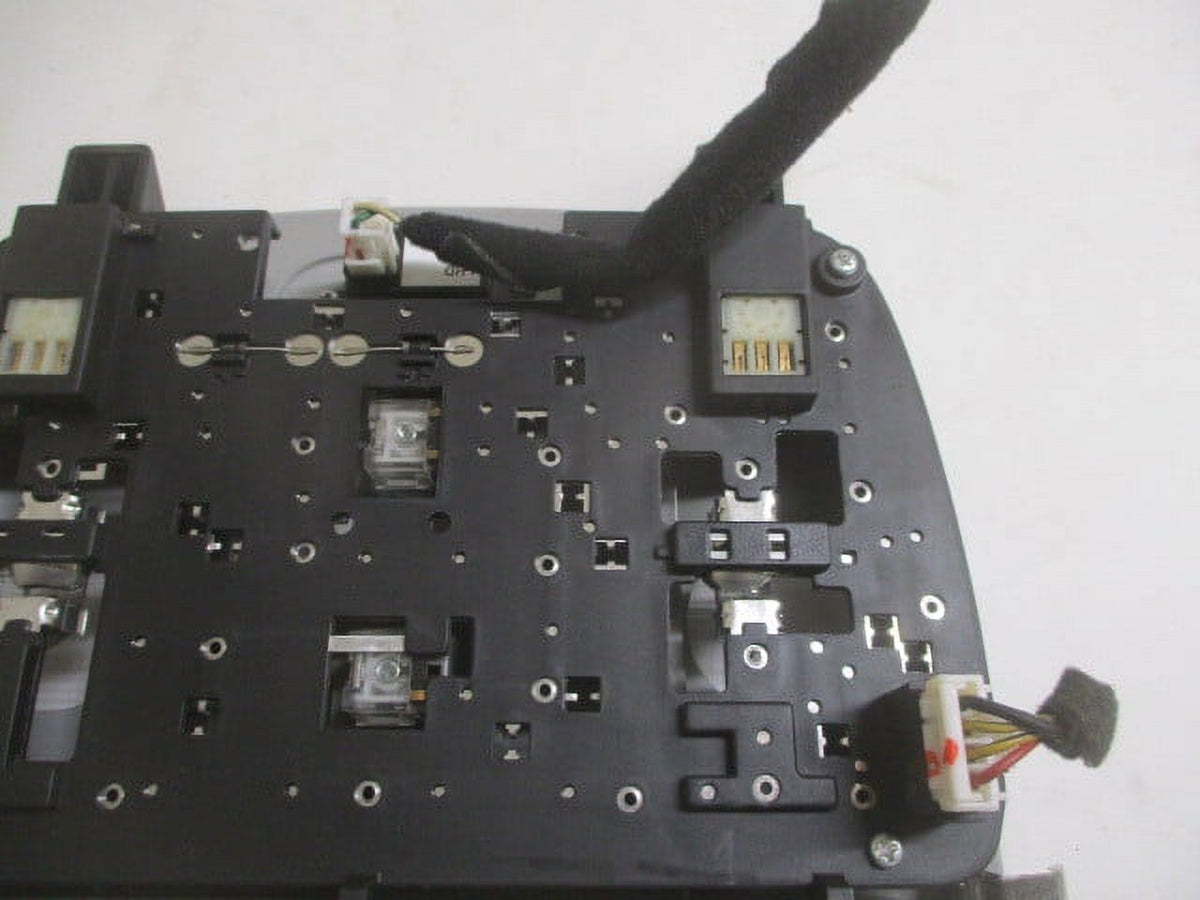 Pre-Owned Kia Soul Overhead Roof Console w/Lights L634124