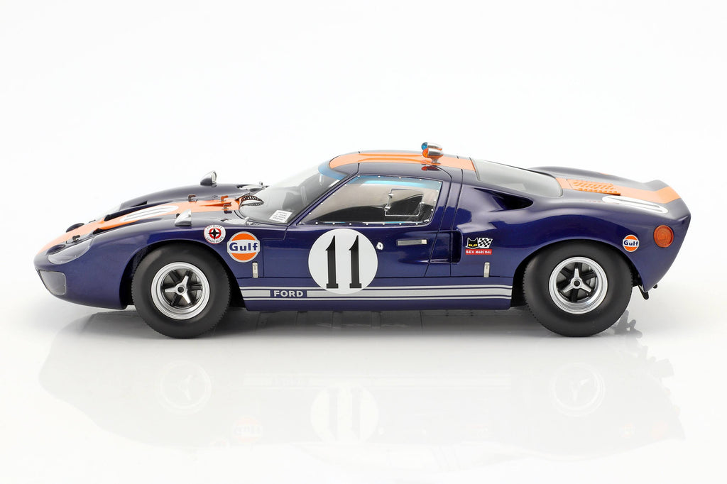 1/18 Model by Spark G400190